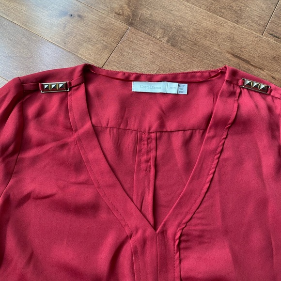 (2 for $20) Costa Blanca Red v-neck long sleeve blouse - Picture 4 of 9